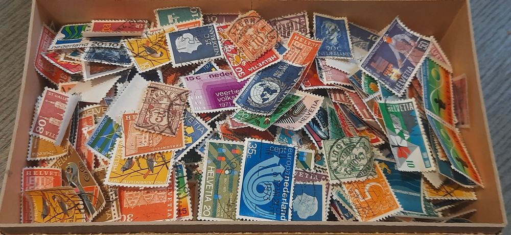 Znaczki kasowane Szwajcaria, całe pudełko.