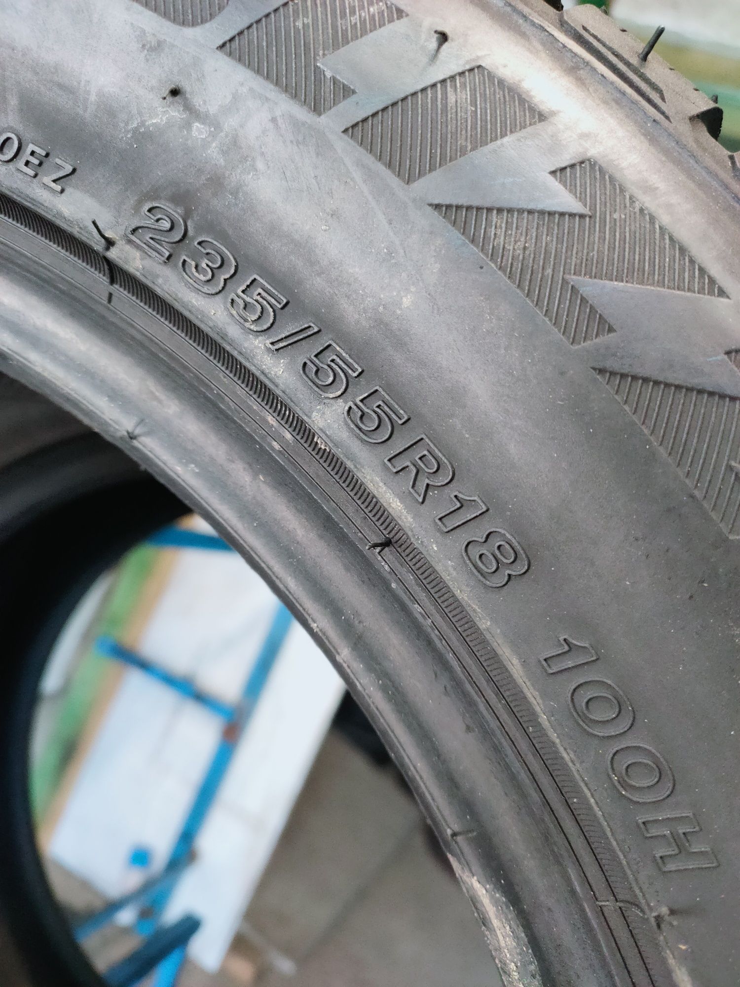 235/55R18 Bridgestone Blizzak LM-80 z 2017r 5,5mm