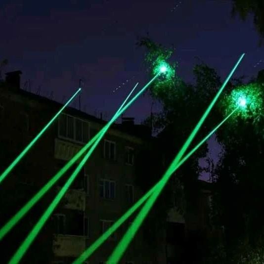 Лазер супер потужний Laser pointer YL-303 Зелений лазер Лазерна указка