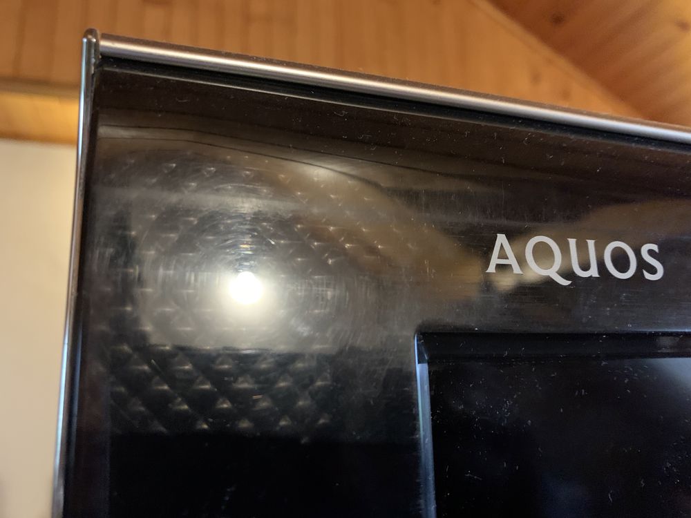 Sharp Aquos LC-52HD1E