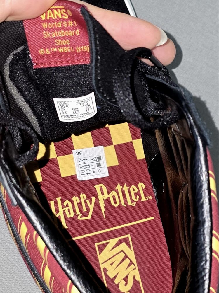 VANS x Harry Potter Gryffindor Sk8-Hi