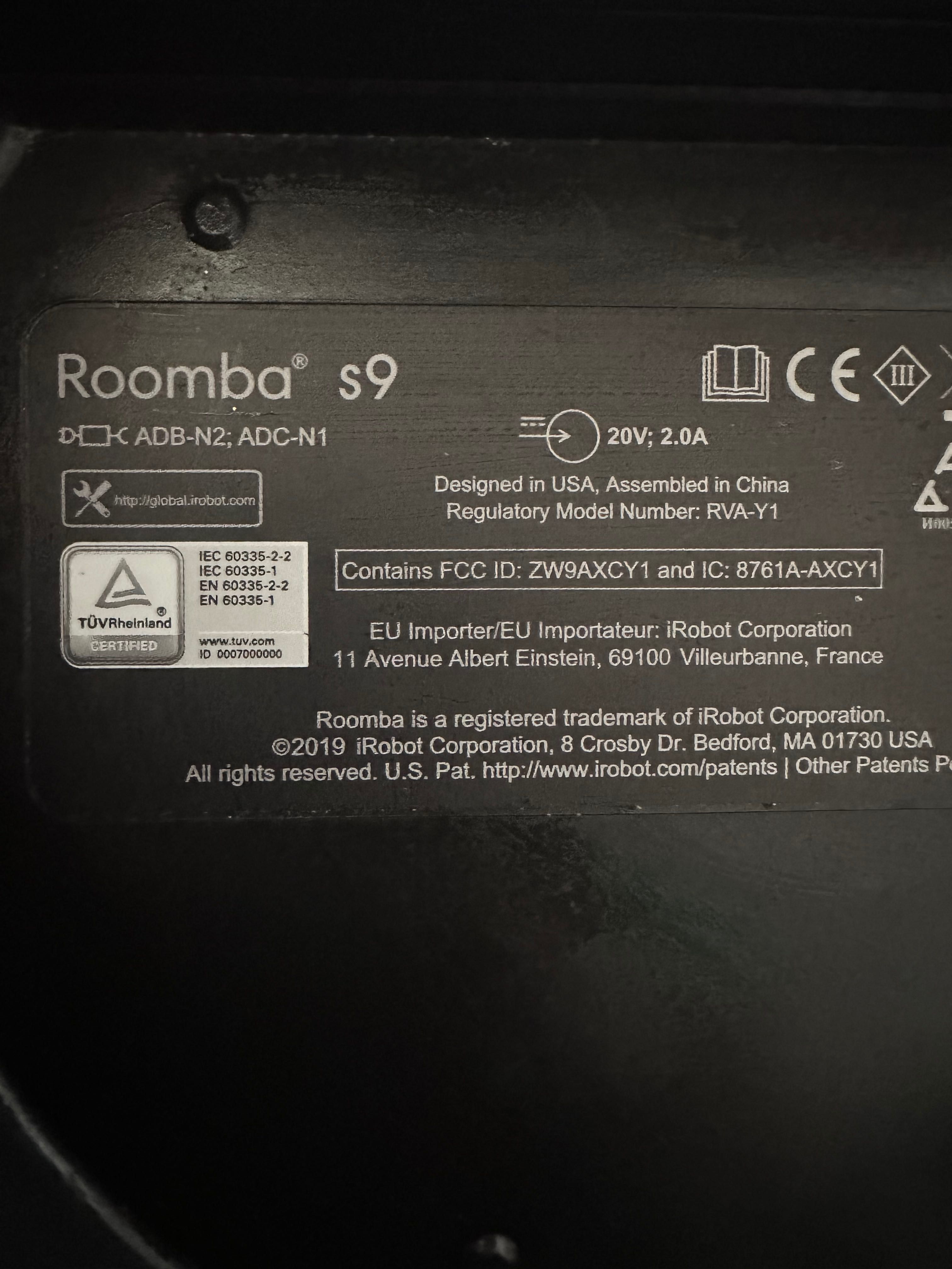 I robot roomba  s9 ze stacją clean base