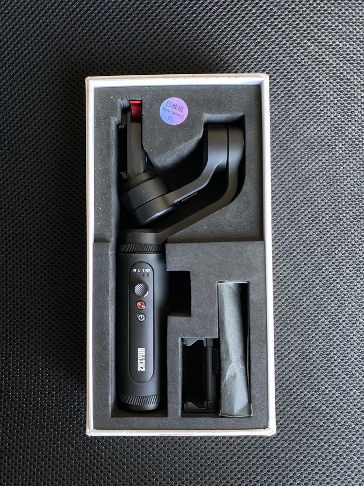 Zhiyun Smooth Q2 - Estabilizador Compacto e Funcional Com Caixa