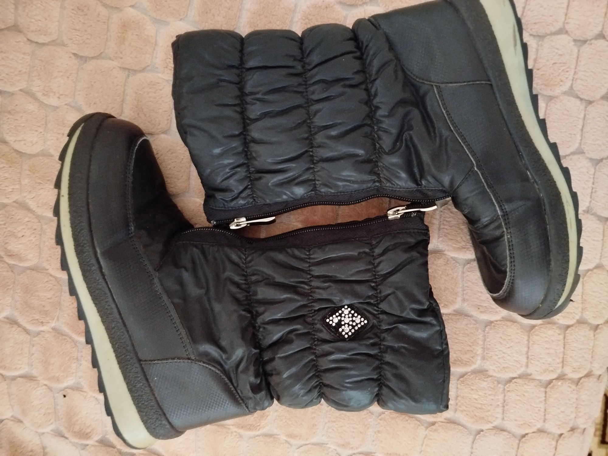 Зимние сапоги р. 34
