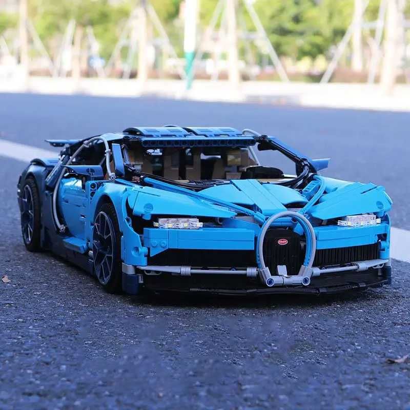 Bugatti Chiron, 42083 - Klocki Lepin Technic + GRATIS