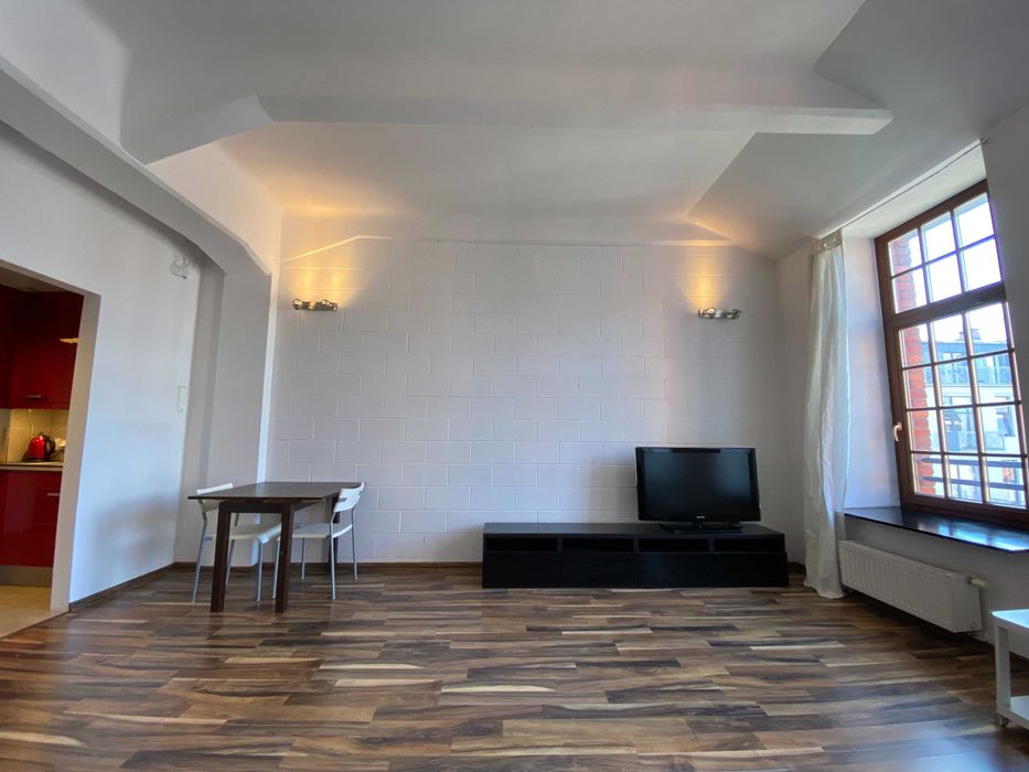 Loft 40 m² w Tobacco Park – jasny, wysoki, wyposażony. Ul.Kopernika 62