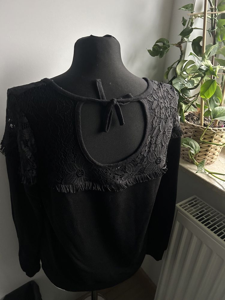 Bluza s/m cropp koronka
