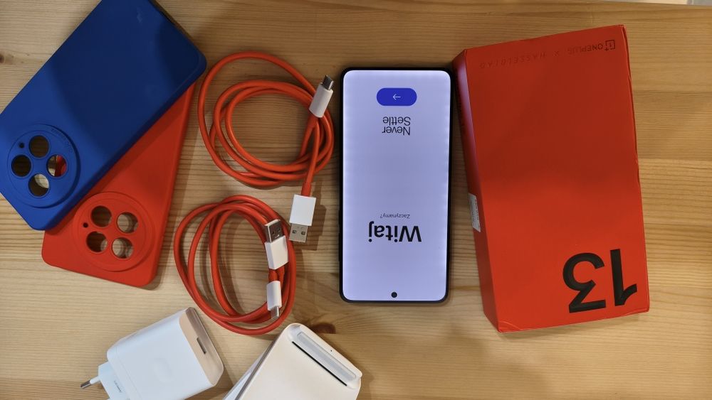 One Plus 13 czarny piaskowy 16/512