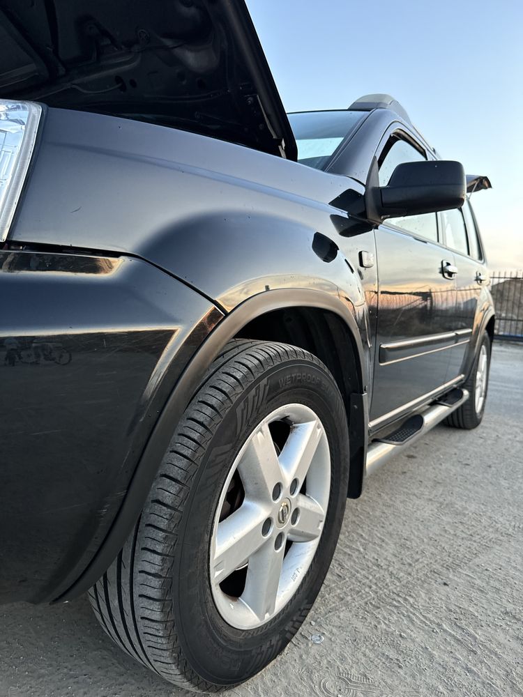 Nissan X - Trail 4:4 / 6 P