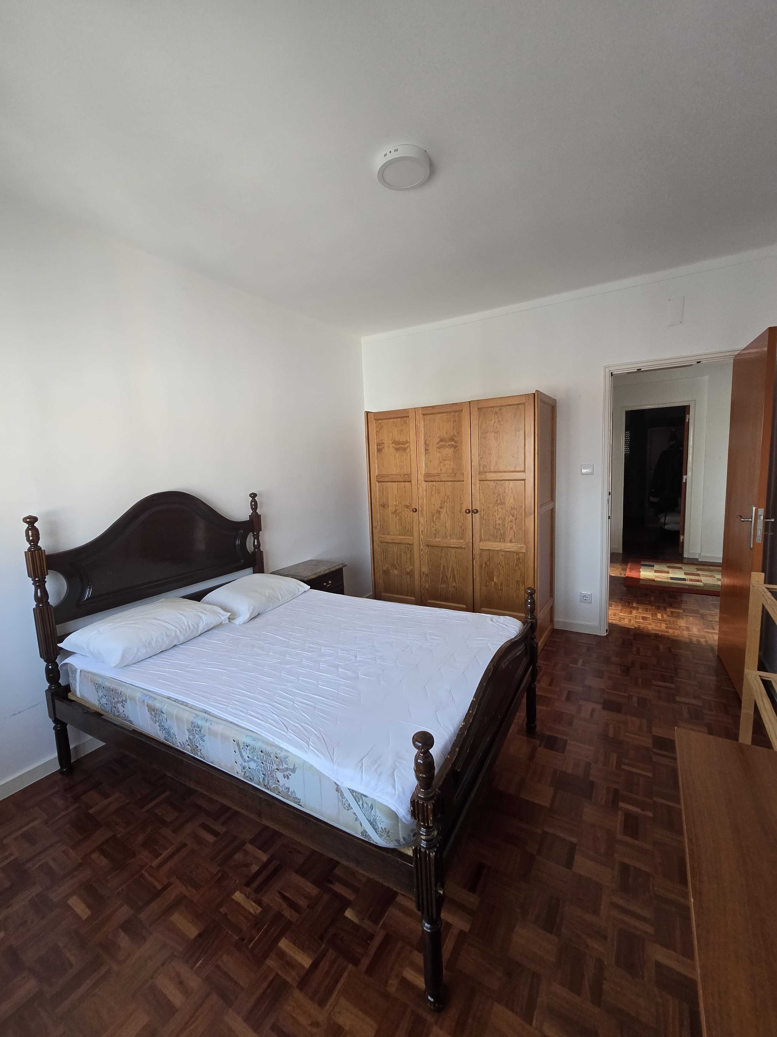 Quartos disponíveis p/ estudantes - Coimbra