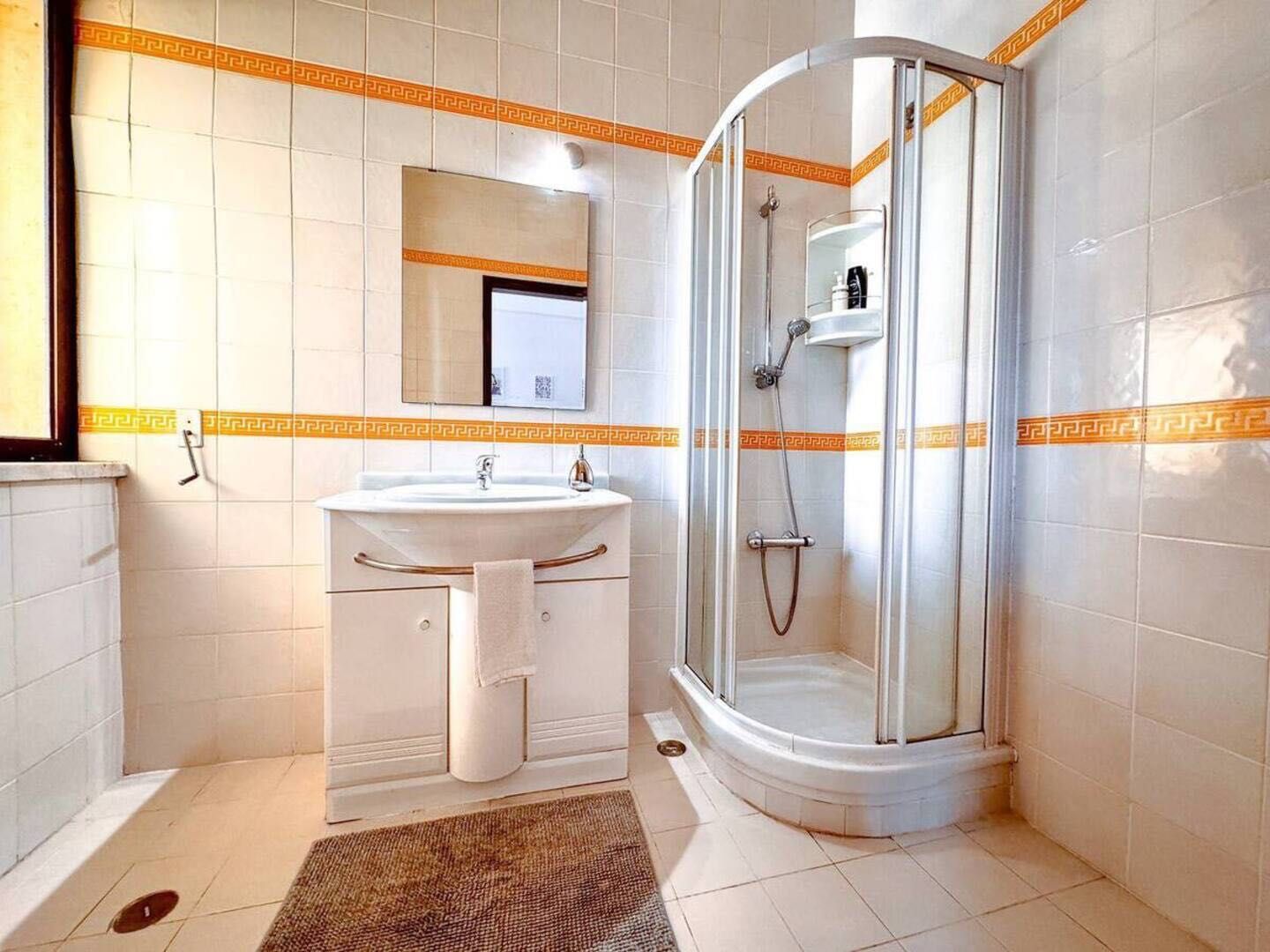 Apartamento T3 espaçoso e luminoso