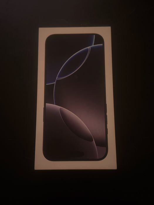 Iphone 16 pro max 100% bateria