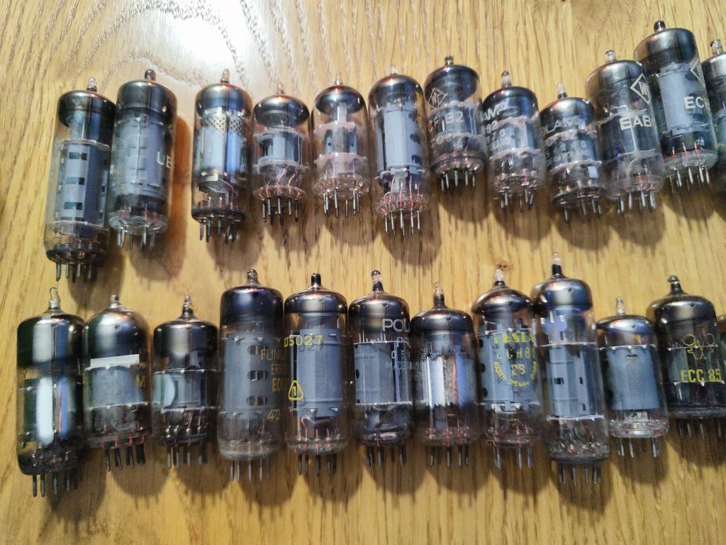 Lampy elektronowe z dawnych lat
