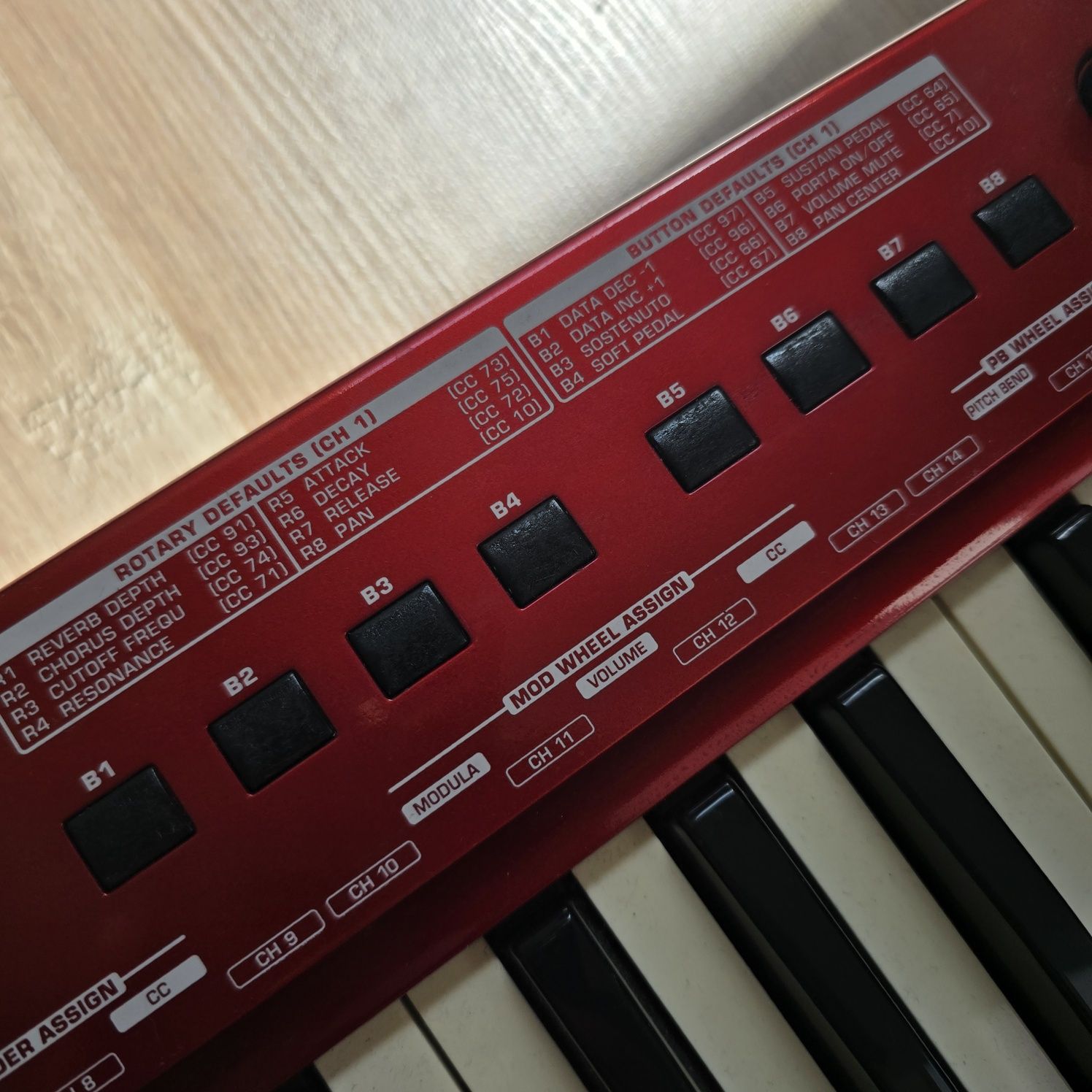 Midi controller behringer umx 490
