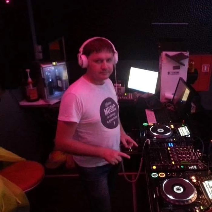 Dj Arouse Dreams na imprezę