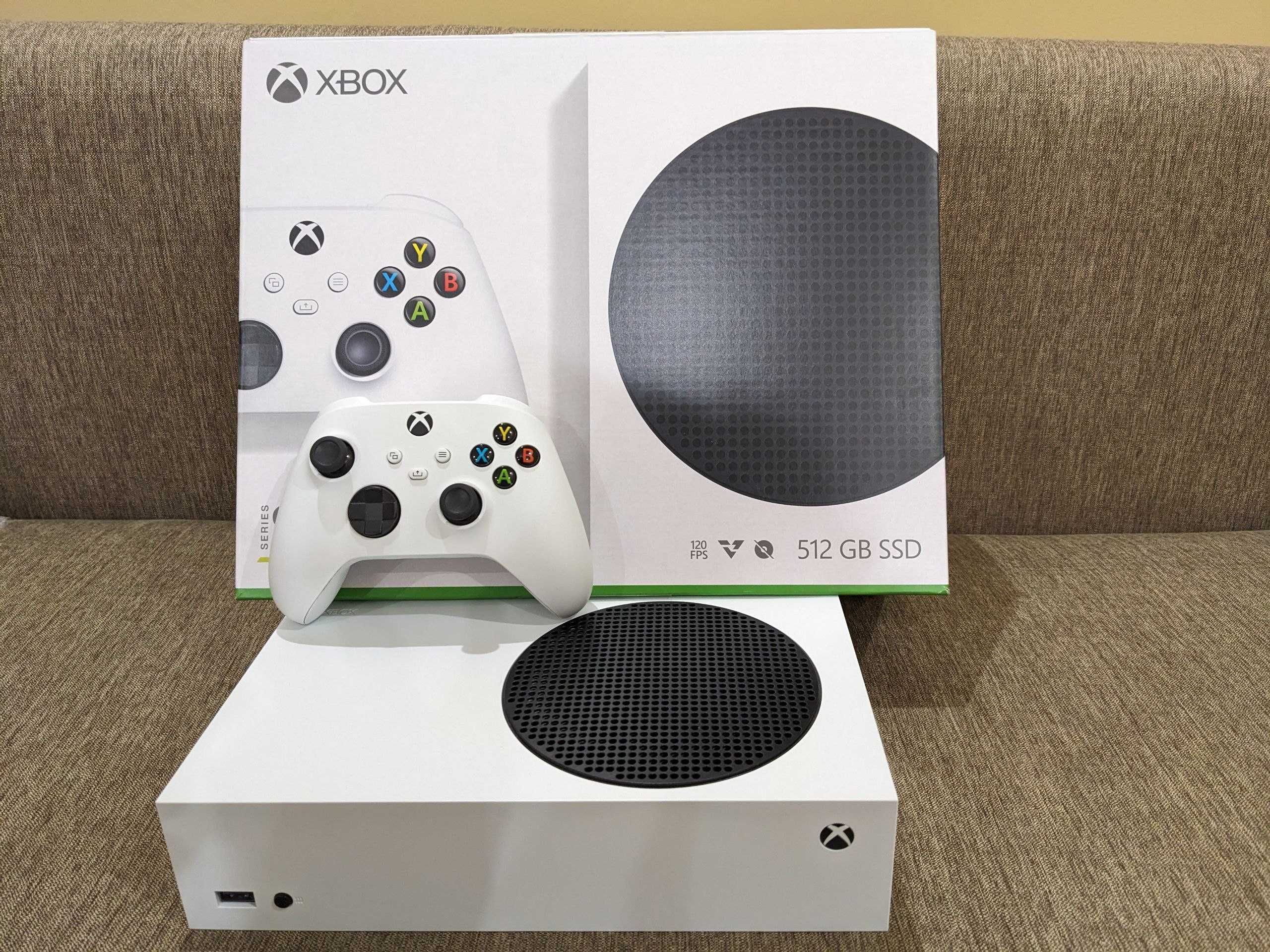 Продам Xbox Series S в ідеальному стані