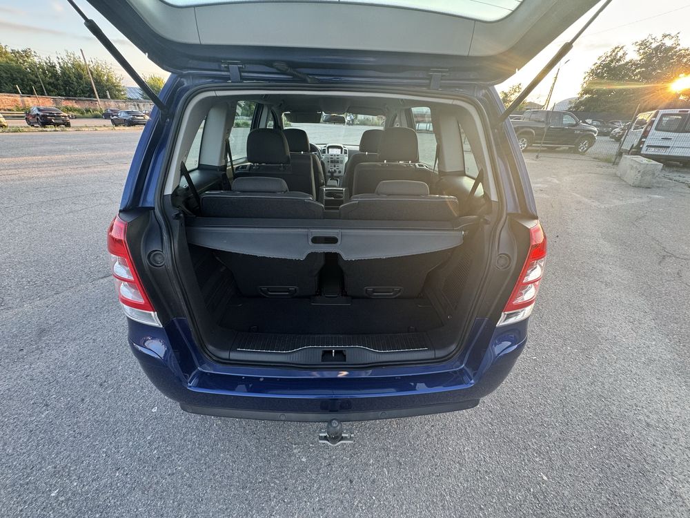 Opel Zafira 1,6 бензин 7 місць