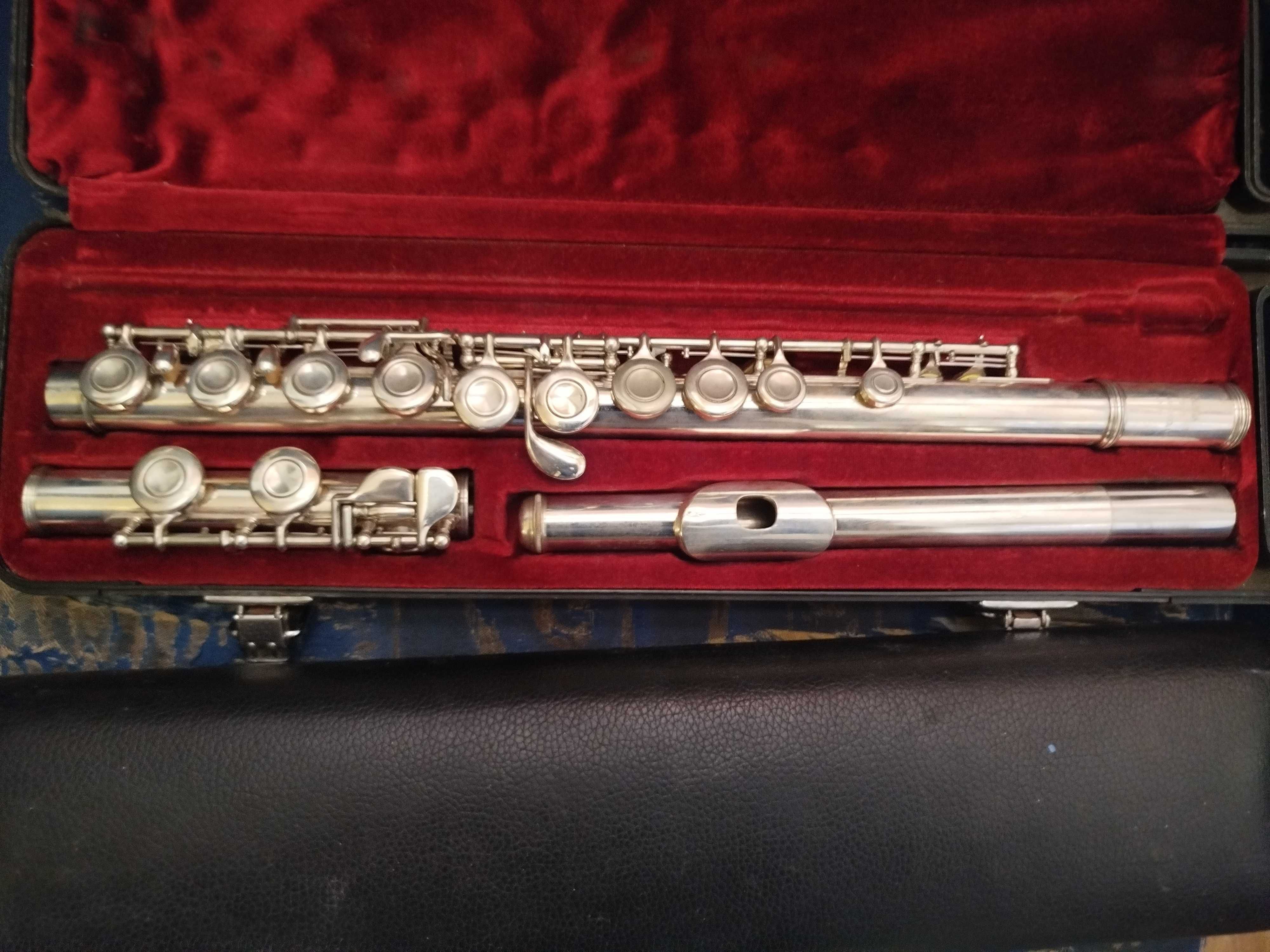 Flauta transversal Yamaha YFL211s