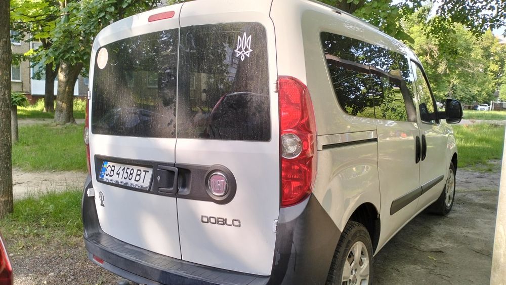 Fiat Doblo  2011