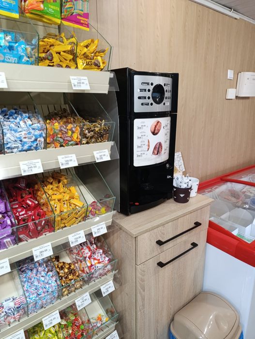 Продам Кофемашину 8 напитков