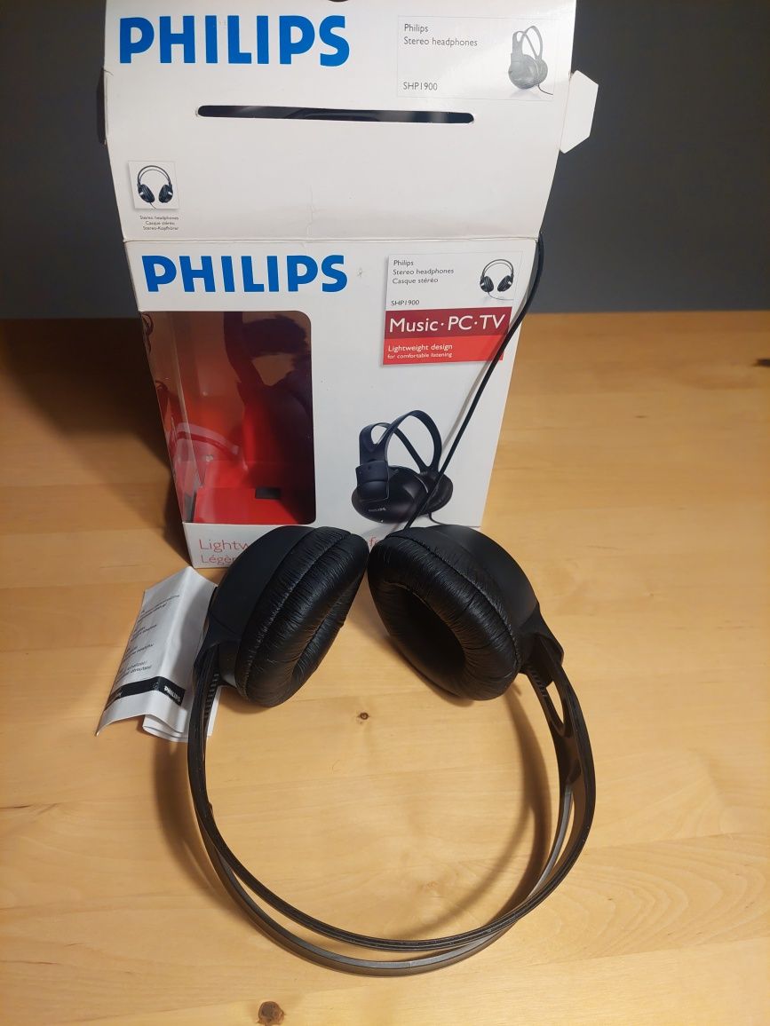 Nowe sluchawki nauszne Philips , przewodowe