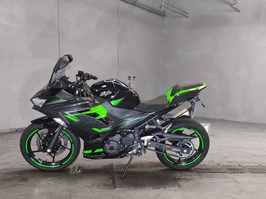 Kawasaki NINJA400 в АртМото