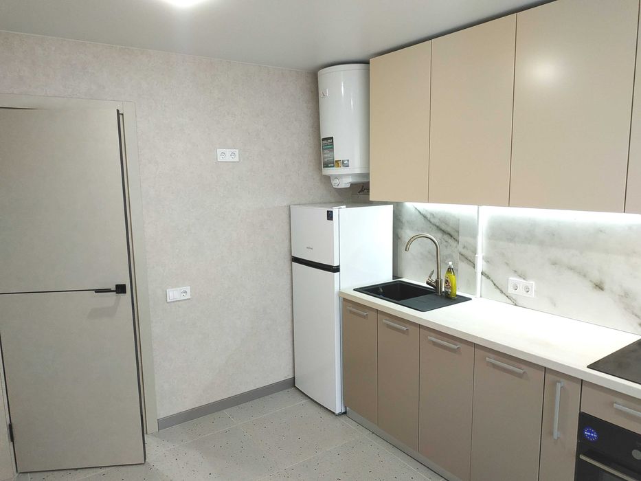 Здам квартиру з євро ремонтом Новий міст, початок пр. Слобожанський