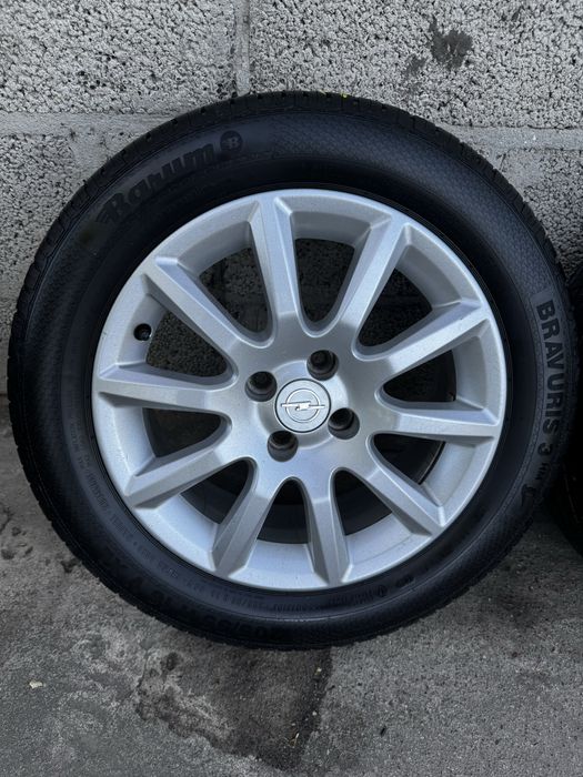 Aluminiowe Koła letnie R16 4x100 Opel Meriva Corsa Opony 205/55/16