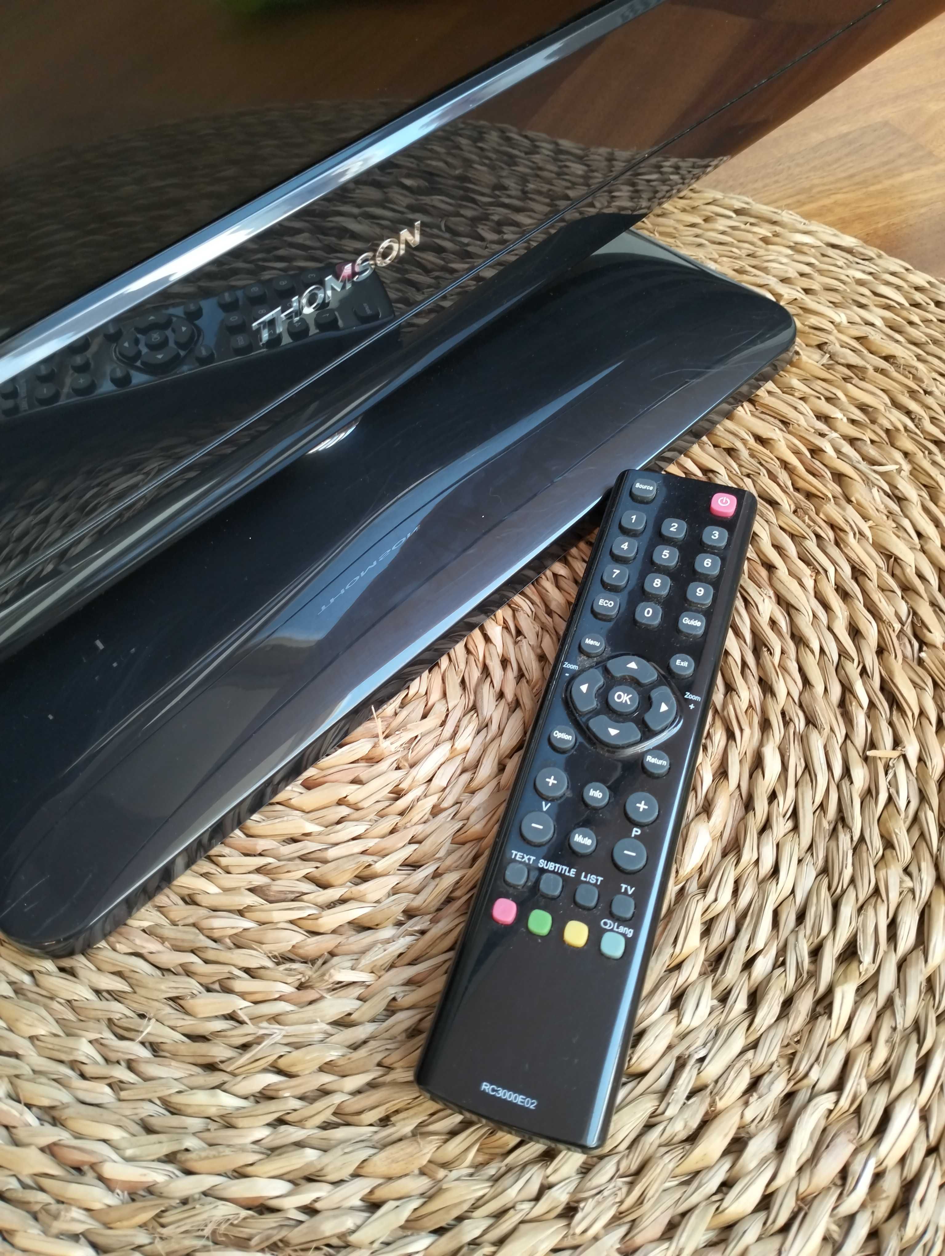 Telewizor LCD Thomson 32FS3246 32" + pilot