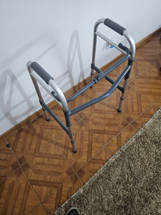 Andarilho articulado