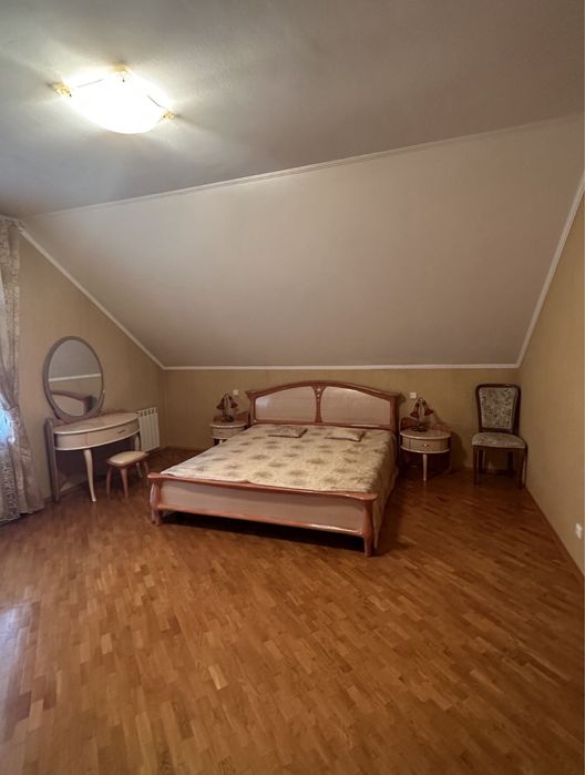 Продаж будинку в Вишгороді біля Київського моря з ремонтом