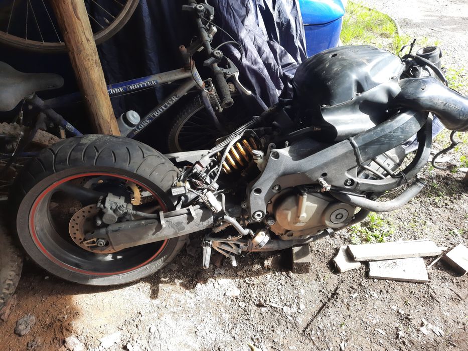 Vendo peças cbr 600 f4 sport  02