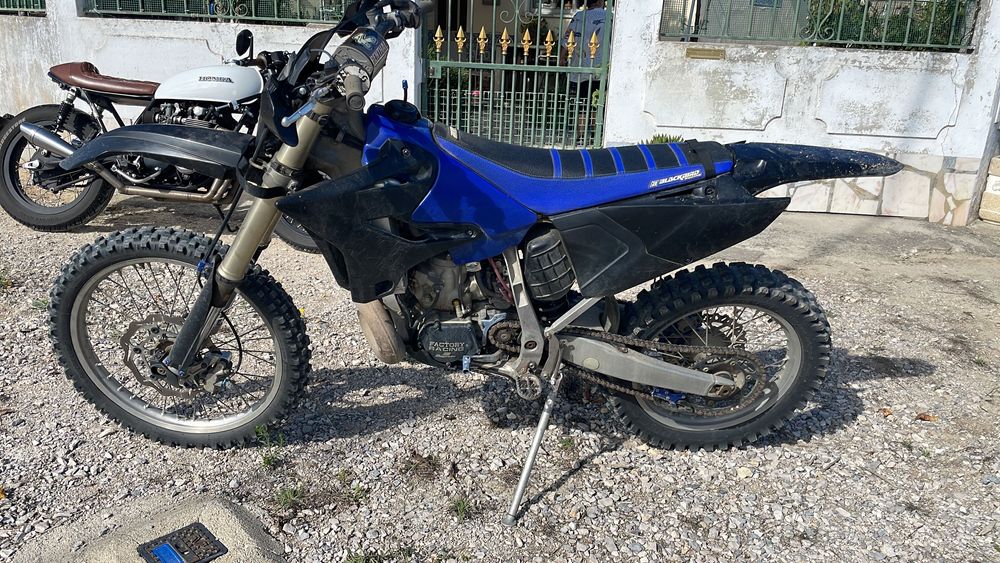 Yamaha yz 250 (Matrículada)
