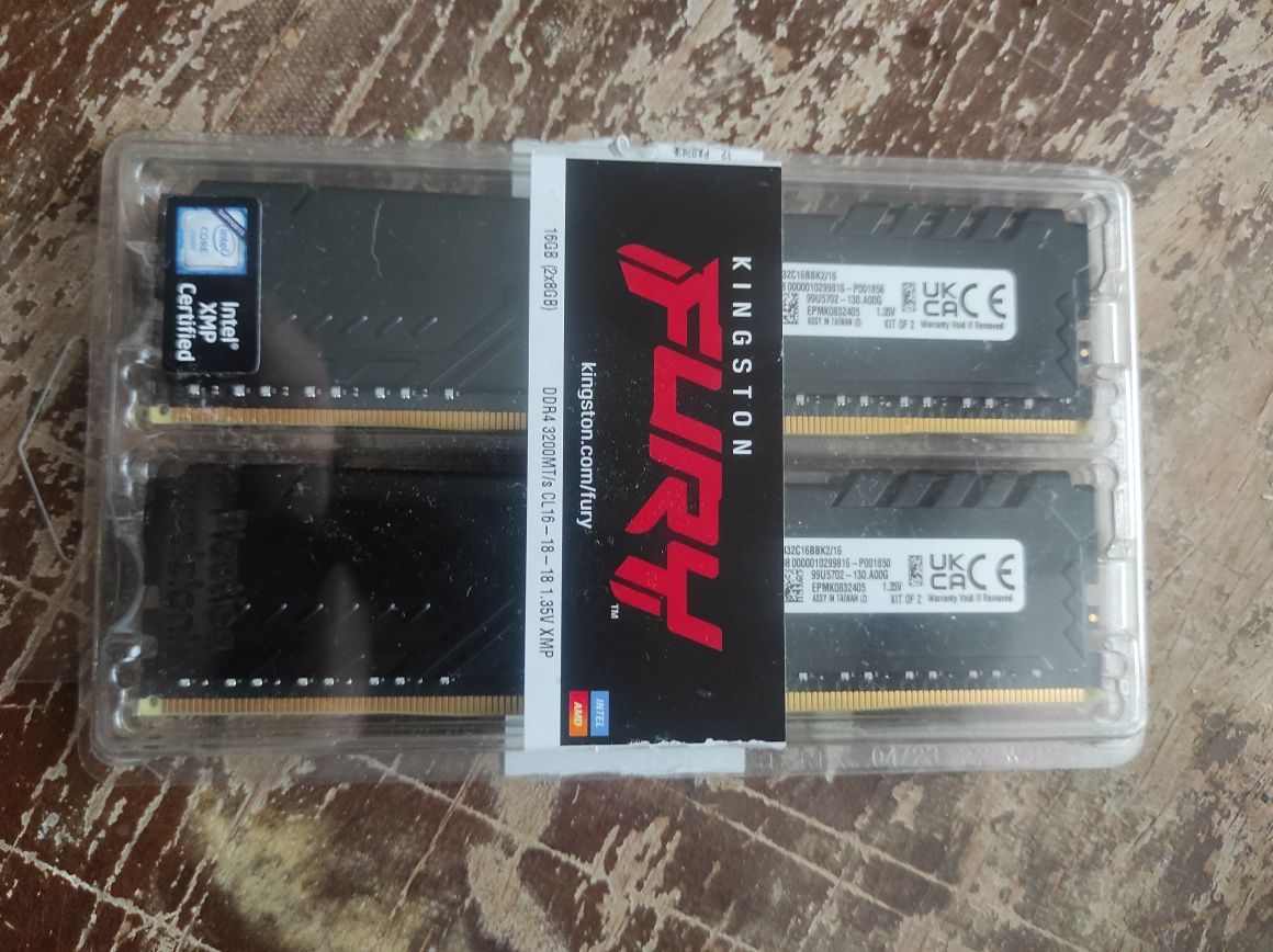 Оперативная память Kingston fury