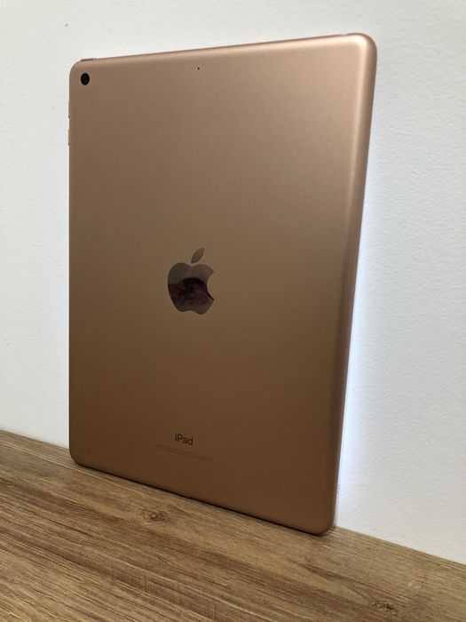 iPad 6, 32 GB, Wi-Fi. Айпад 6 на 32 гб.