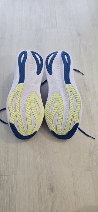 Buty asics nimbus 27