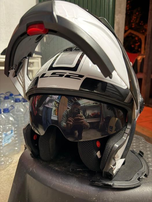 Capacete Modular LS2