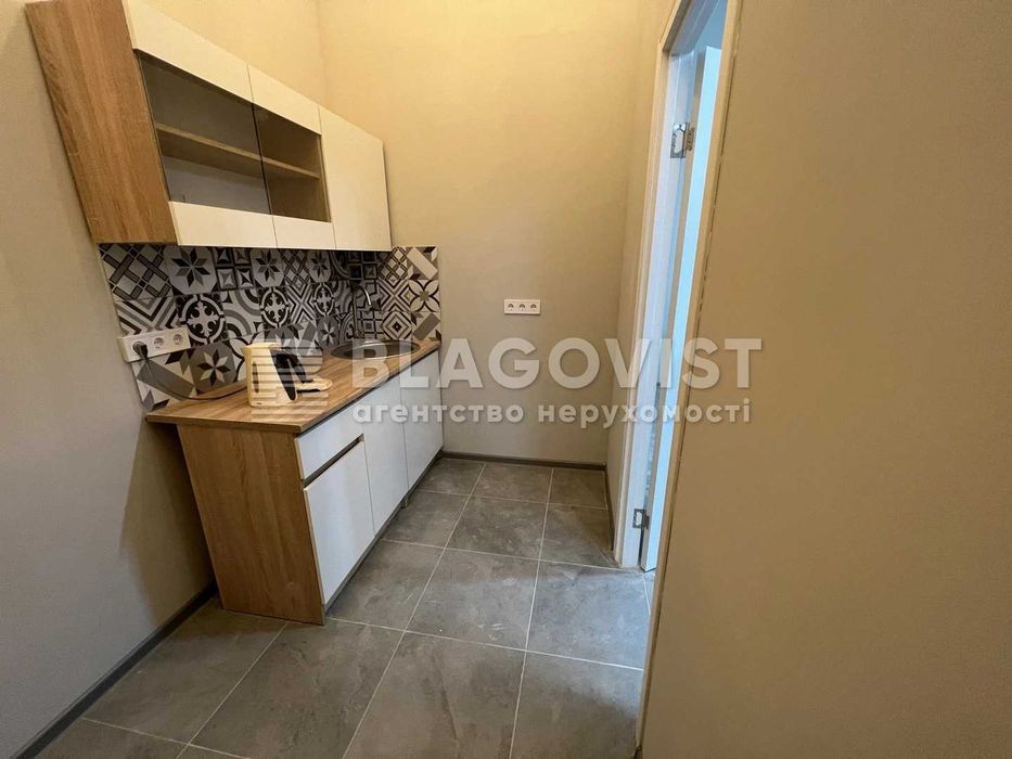 Оренда приміщення Open Space 100 м2, ТЦ Мармелад, Шулявська