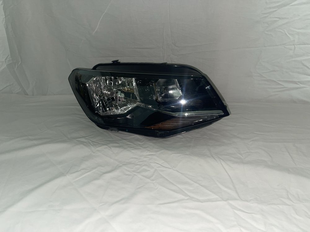 Lampa Prawy Przód VW Caddy Lift 15-20 r.