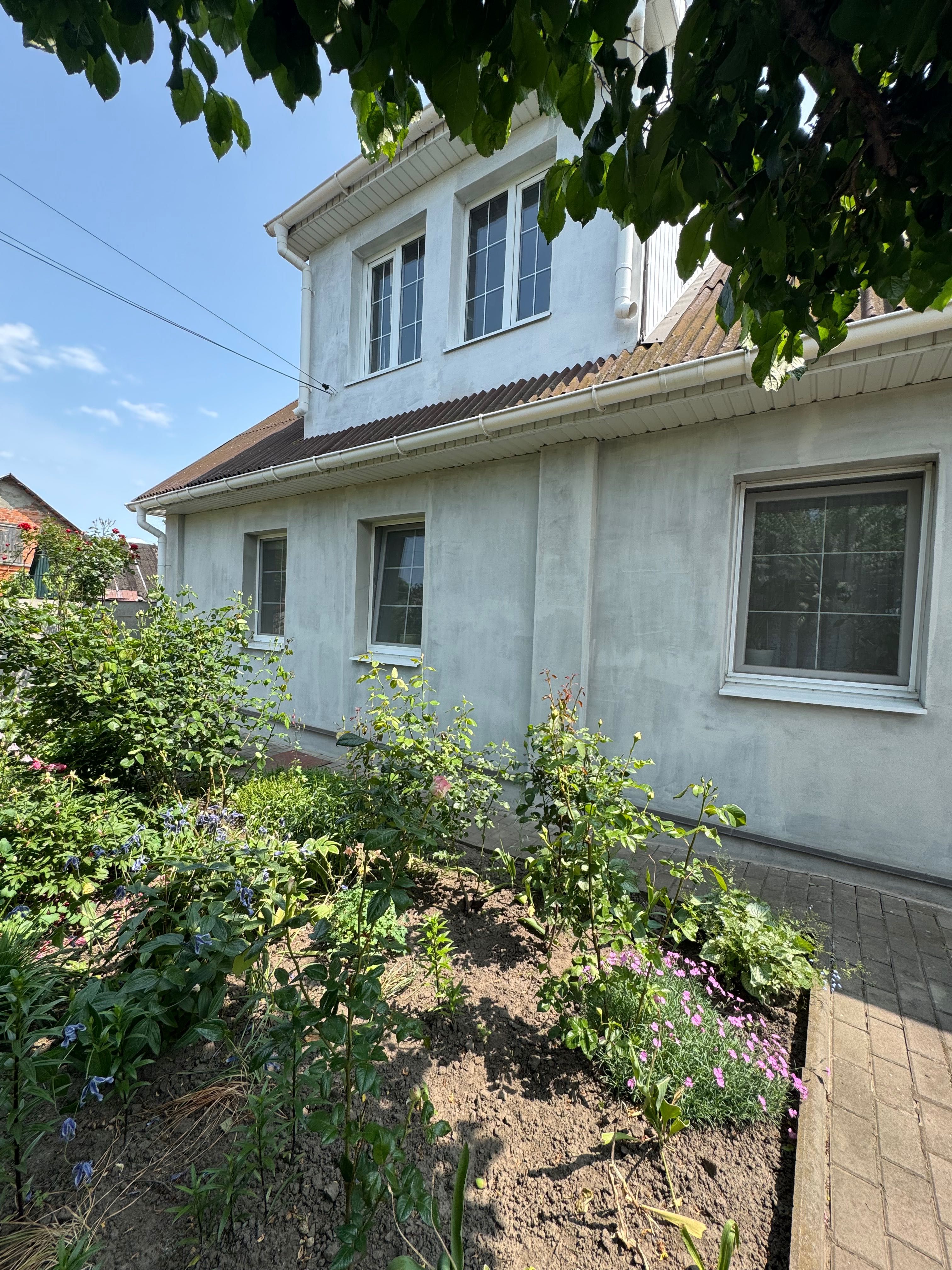 Продам будинок на початку Роменськой, є - відновлення приймаємо