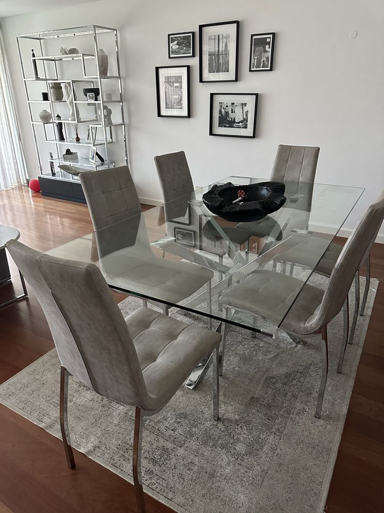 Mesa sala de jantar e 6 cadeiras