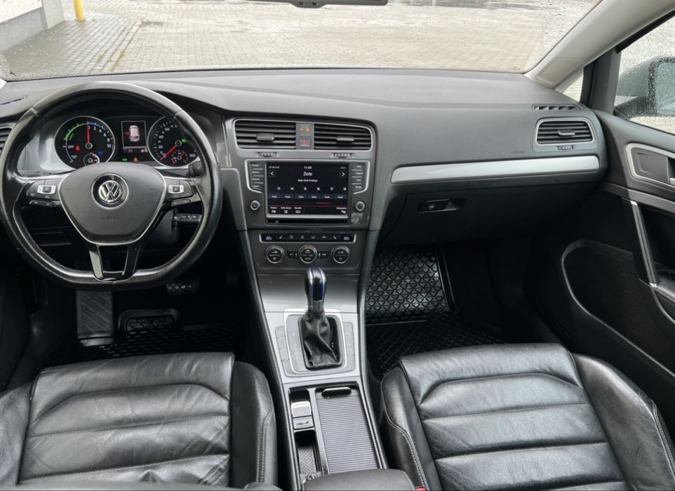 Volkswagen Golf. Zamiana .Golf elektryczny. Golf 7 . Ładny zadbany.
