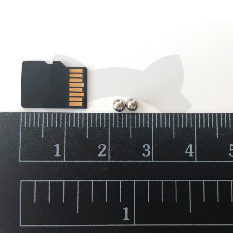 mikrosłuchawki nano