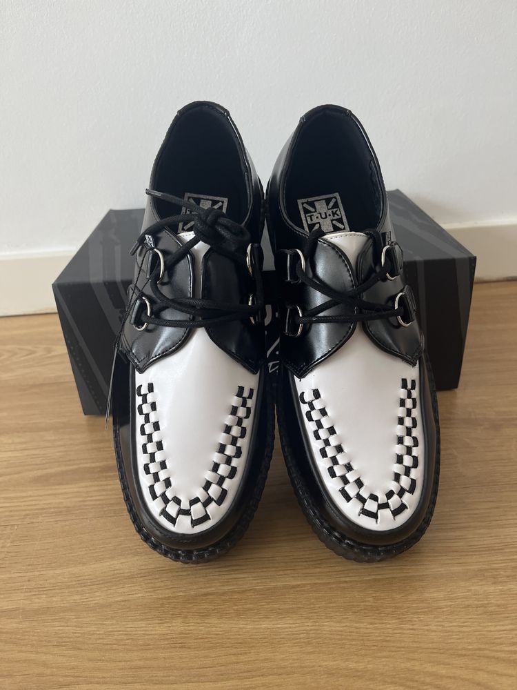 TUK creepers botinas 44