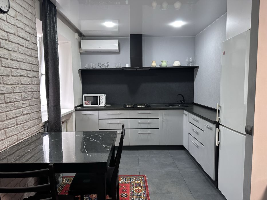 Здам  1-кімнатну квартиру на Космосі