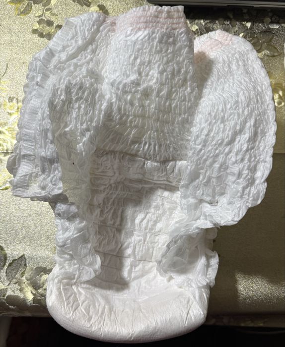 Підгузники - трусики для дорослих