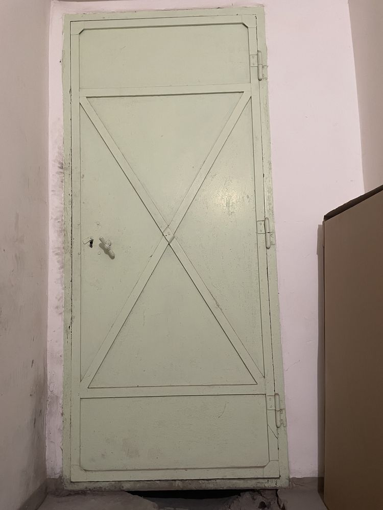 Drzwi metalowe przedwojenne