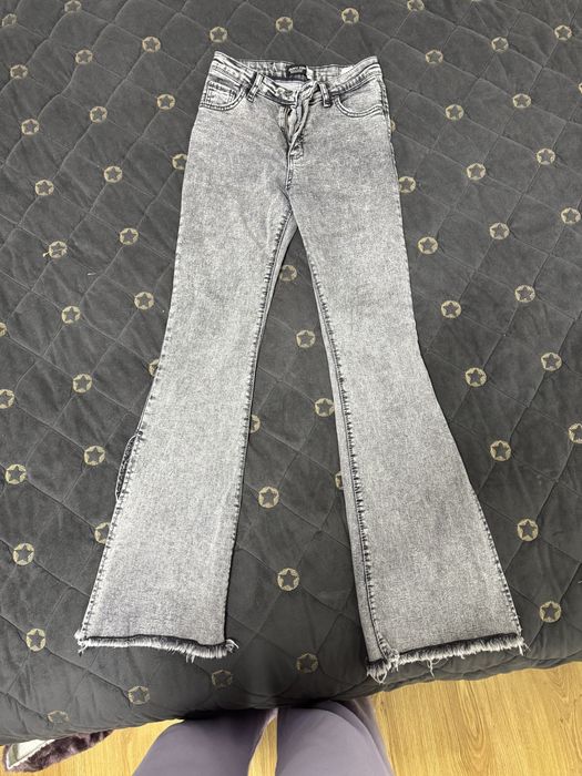 Продам жіночі джинси, сірого кольору