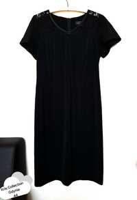 Klasyczna czarna sukienka z lekką koronką