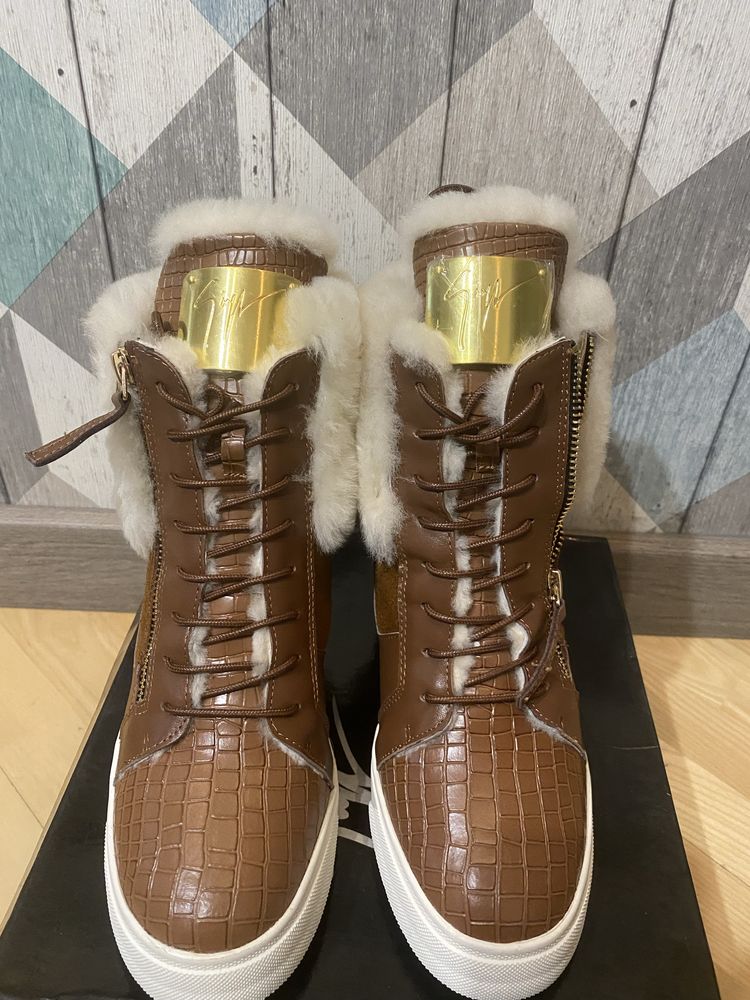 Нові ботінки giuseppe zanotti